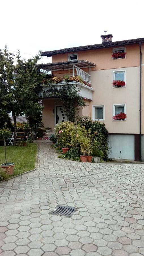 Apartma Meta Radovljica Exterior foto